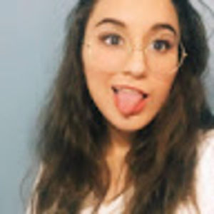 Meet your Posher, Katelyn